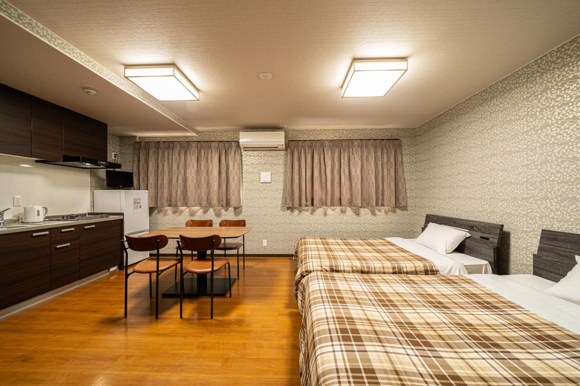 Beppu Hostel U&T Buitenkant foto