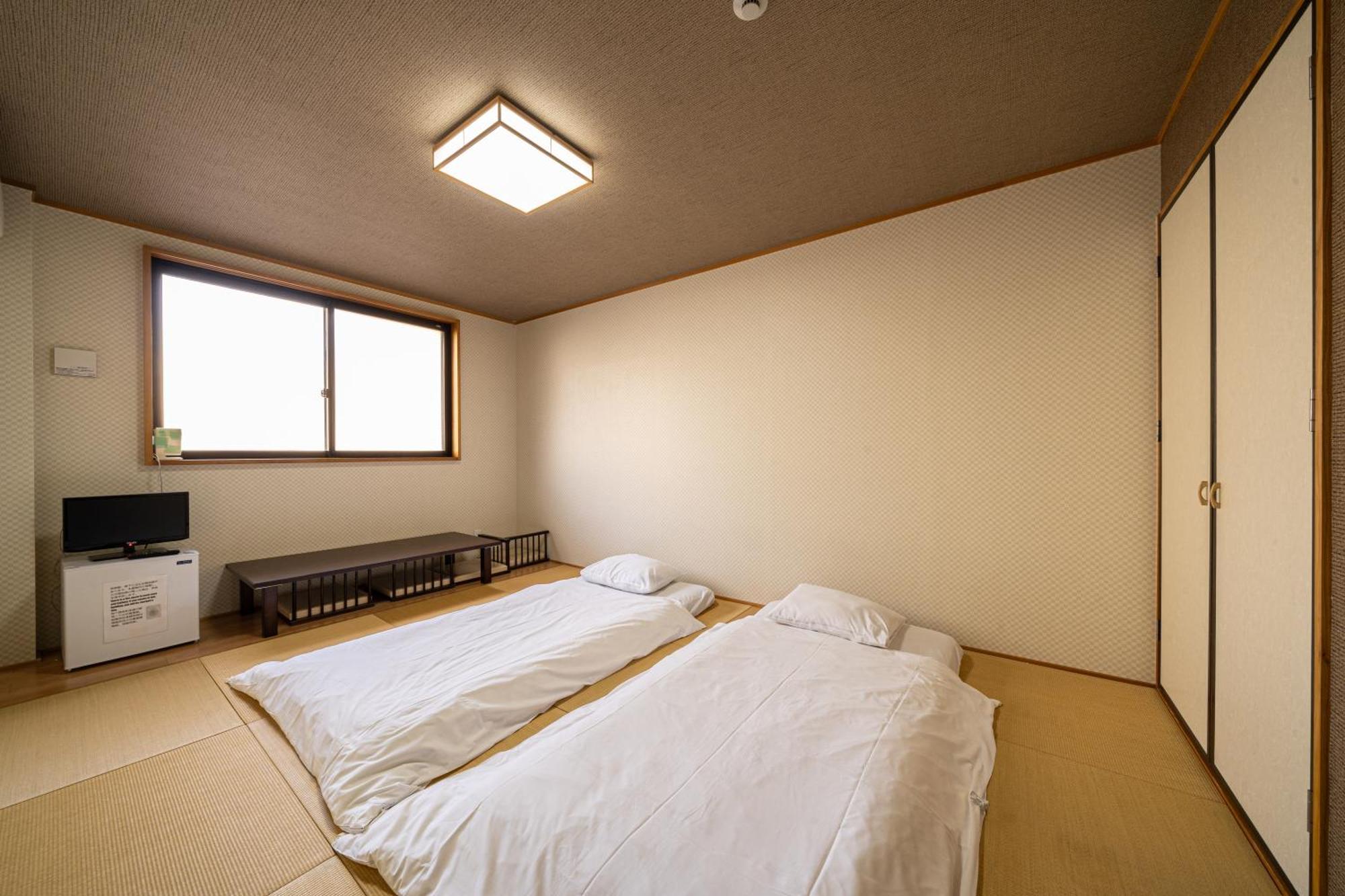 Beppu Hostel U&T Buitenkant foto