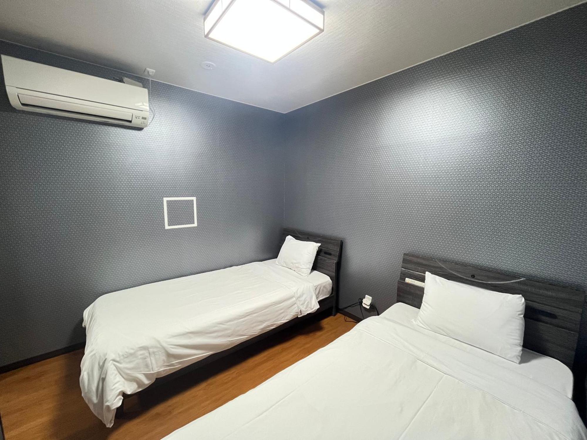 Beppu Hostel U&T Buitenkant foto